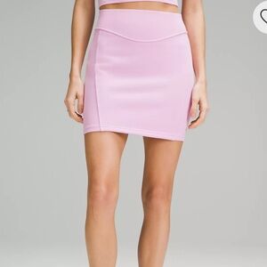 NWT LULULEMON Scuba High-Rise Mini Skirt size S